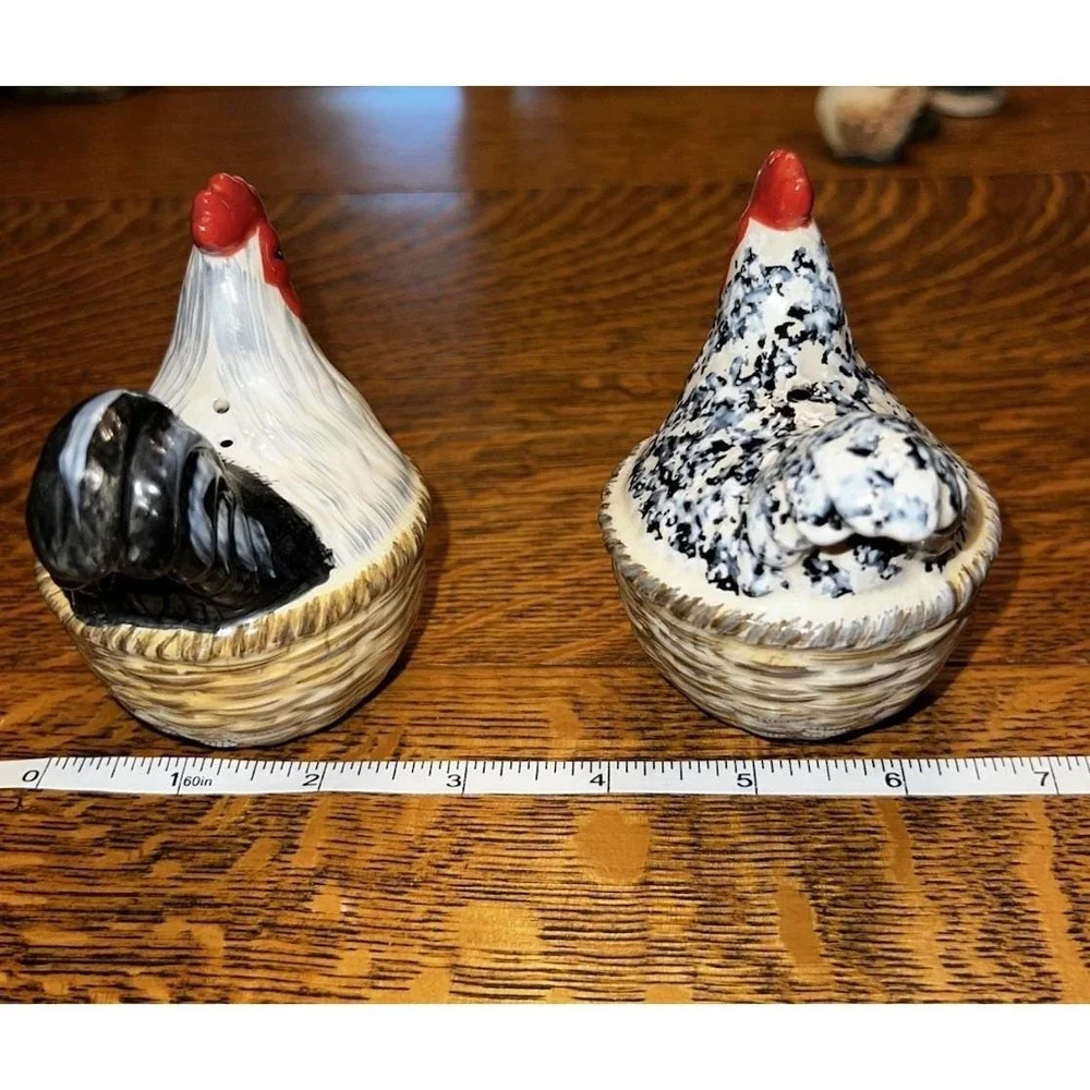 Vintage Rooster Chicken Salt Pepper Shakers Ceramic Basket Cottagecore Country